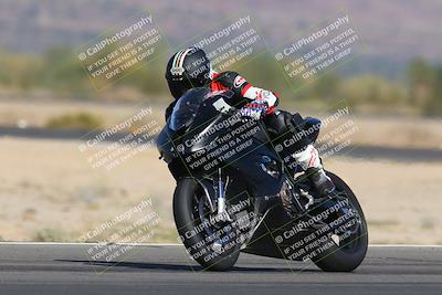 media/Nov-12-2023-SoCal Trackdays (Sun) [[5d1fba4e7d]]/Turn 14 (1035am)/